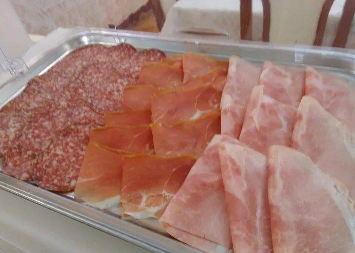 Apollo فندق ريميني